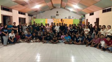 OMK KAK dan OMK Paroki St. Ignatius Waibalun Gelar Sharing Bersama di Larantuka